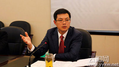 �����²μ���ίʮ��������ȫ���������