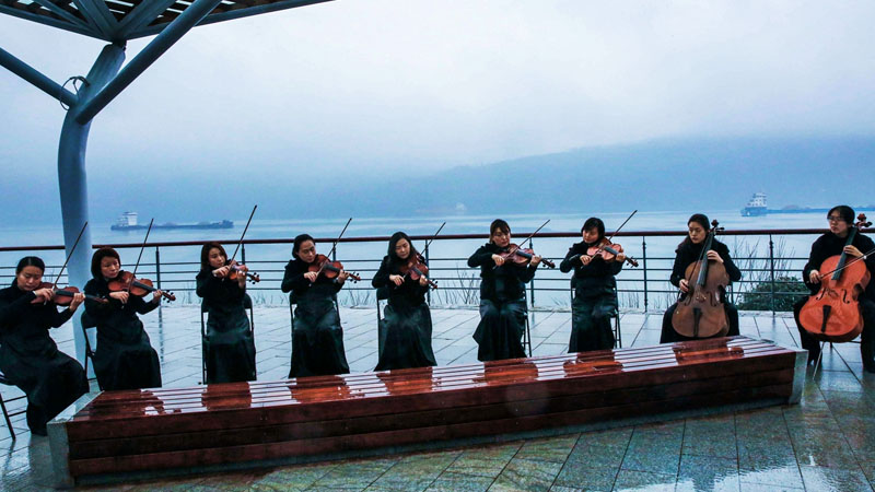 �¹��ƺ��԰��ʽ������������