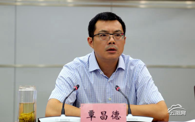 ��ίȫ����ĸ��쵼С���ʮ���λ����ٿ�