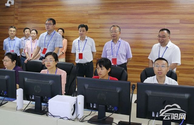 ����7000����ѧ�ӲμӸ߿� ��ѧ�������µ��쵼Ѳ��